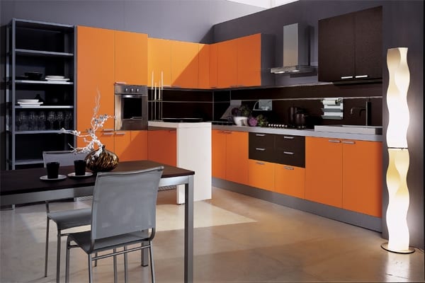 Оранжевое лето в интерьере кухни: рекомендации дизайнеров с фото